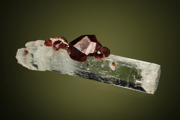 SPESSARTINE on BERYL var. Aquamarine